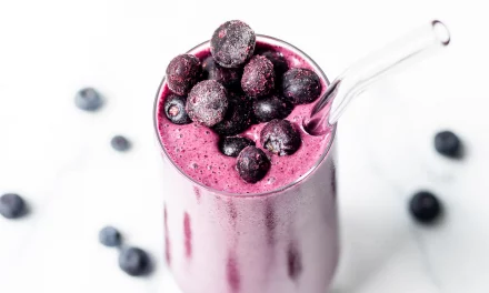 Berry Frozen Yogurt Smoothie recipe