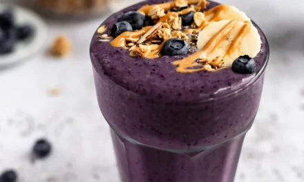 Blueberry Peanut Butter Frozen Yogurt Smoothie recipe