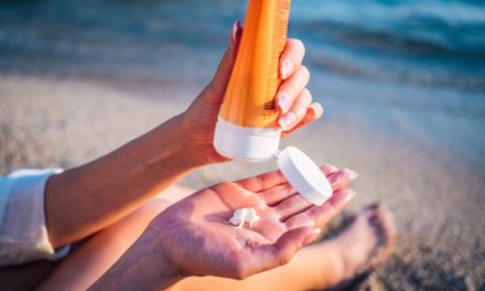 Dangers of Comercial Sunscreens